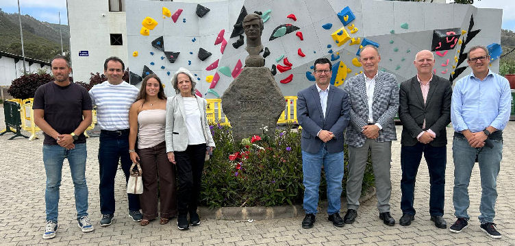 Imagen de Arucas conmemora el 51 aniversario del f