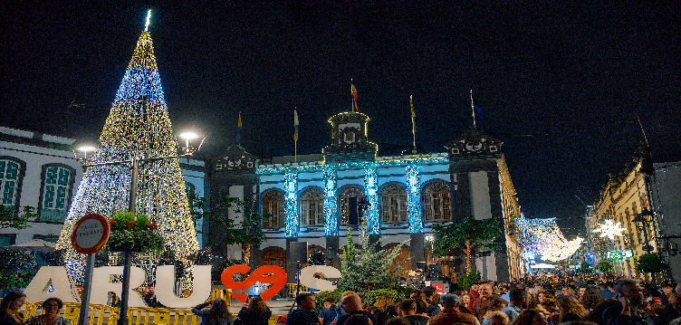 Imagen de El Ayuntamiento de Arucas da la bienvenida a la navidad el 5