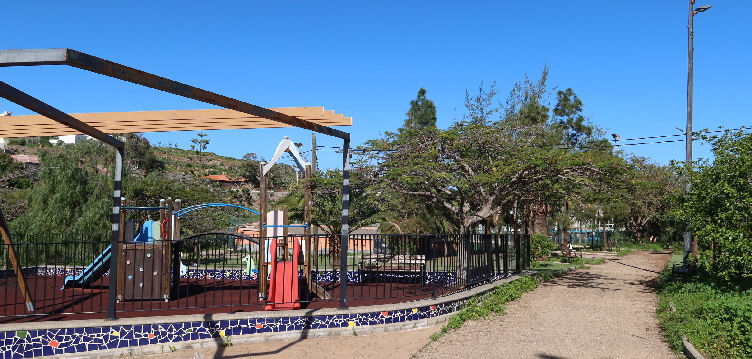 Imagen de El Ayuntamiento de Arucas firma el contr