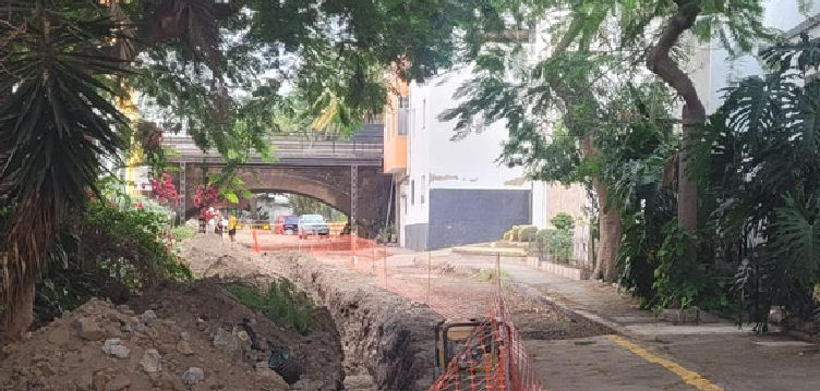 Imagen de El Ayuntamiento de Arucas inicia la obra de Hormigonado del 