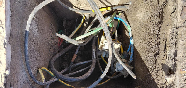 Imagen de El robo de cableado en la plaza del Merc